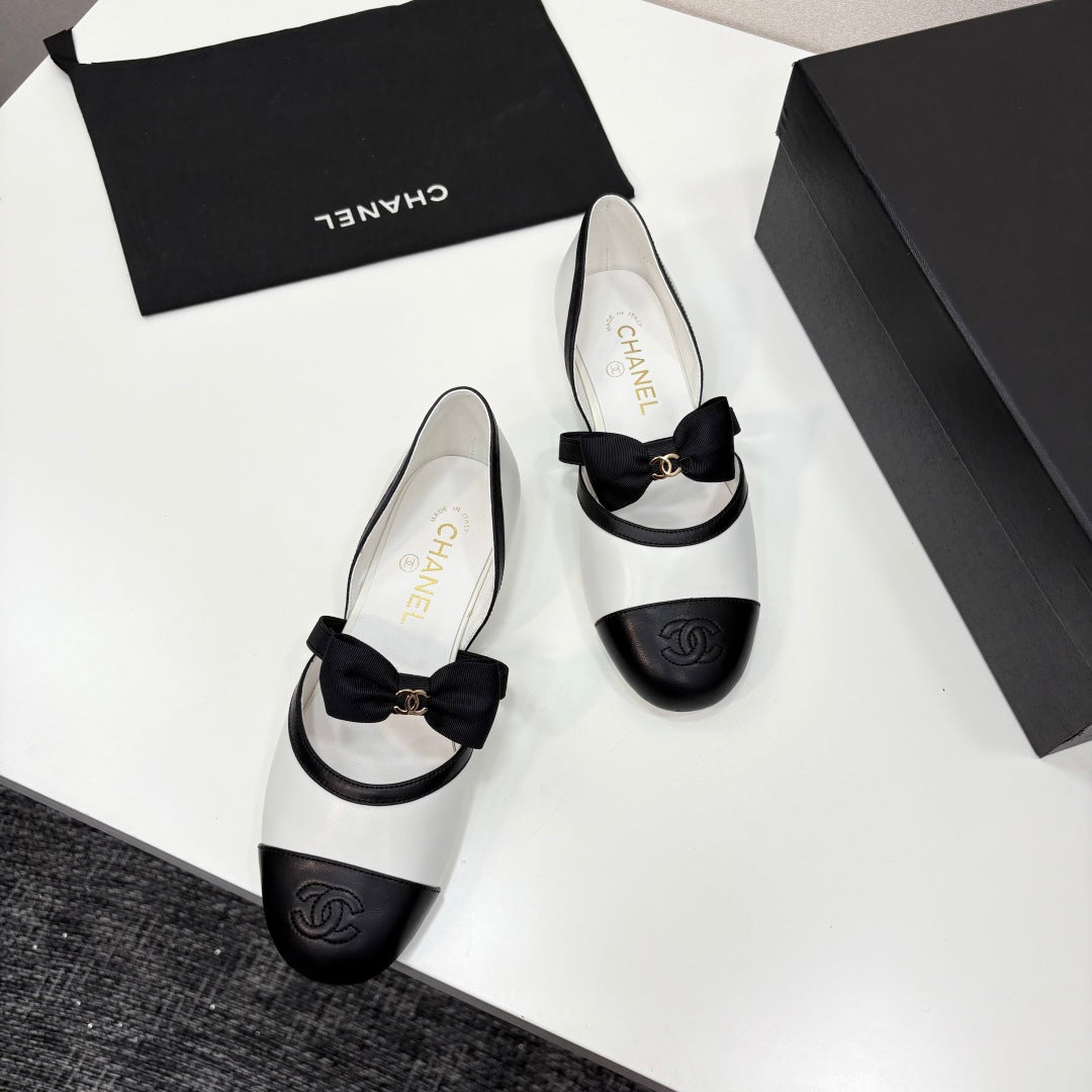 Chanel 2025 Hollow Bow Ballet Flats – 2025 Collection
